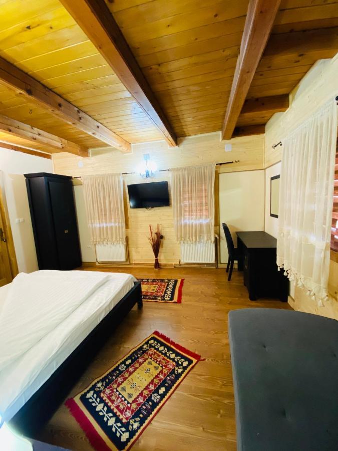 Casa Chira Otel Vişeu de Sus Dış mekan fotoğraf
